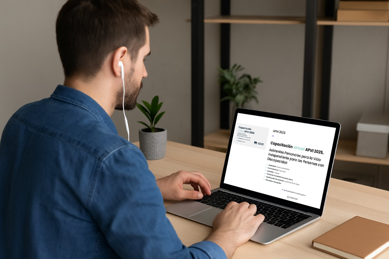 912 personas se capacitan como Asistentes para la Vida Independiente