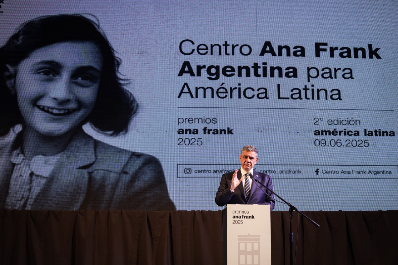 Jorge Macri fue reconocido en los Premios Ana Frank por su compromiso con la convivencia y la memoria
