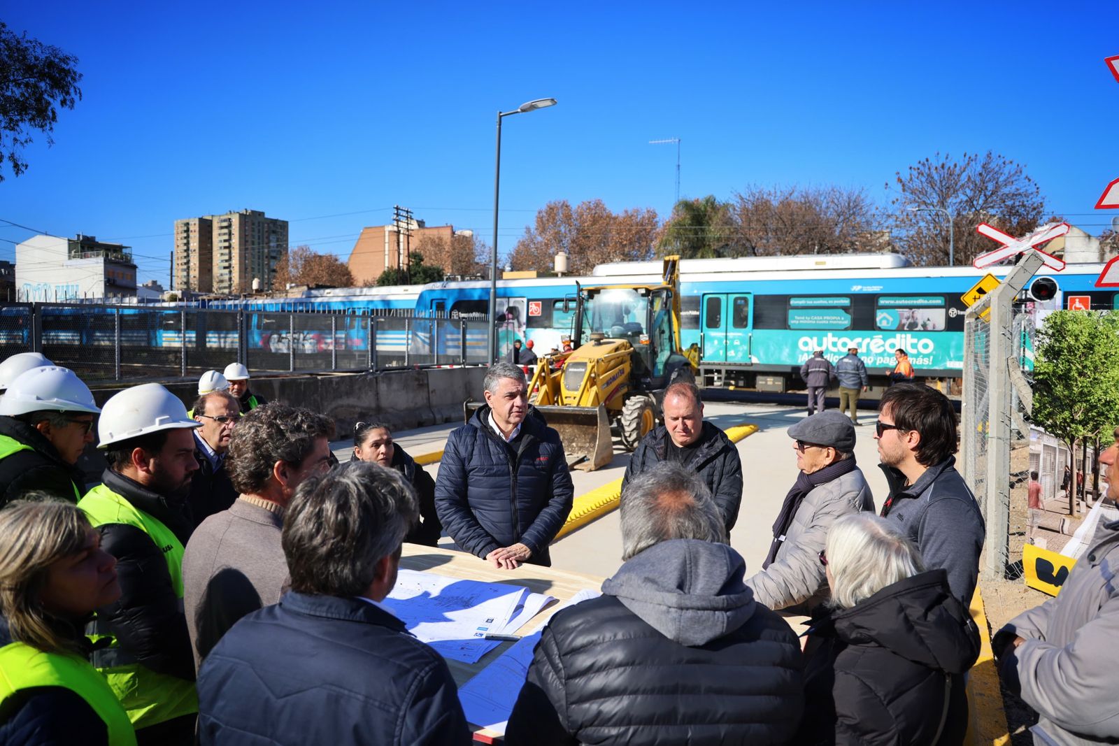 Jorge Macri supervisó el avance del nuevo paso bajo nivel en Liniers y Villa Luro