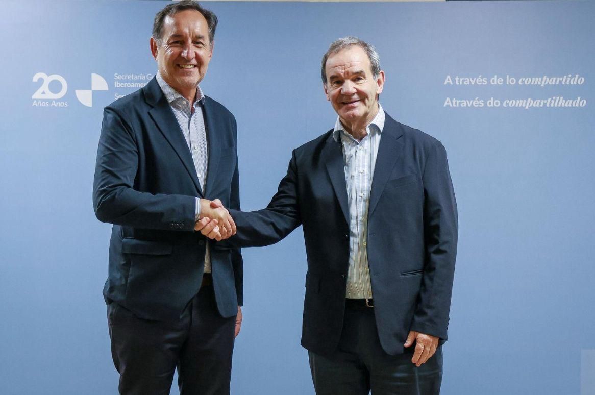 La Ciudad refuerza su proyección internacional y el vínculo con Madrid y Sevilla