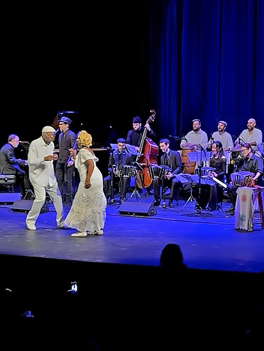 La Orquesta Candombe Sebastián Piana se presenta en el Anfiteatro del Parque Centenario