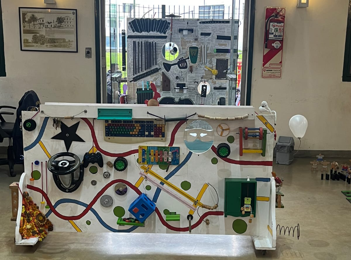 Jugar, crear y reimaginar: juegos y juguetes con materiales reutilizables