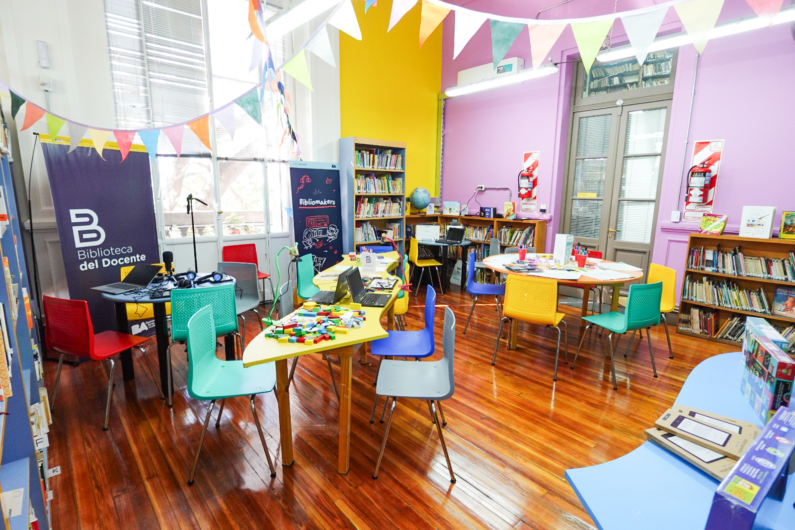 La Biblioteca del Docente abre sus puertas renovada y suma un espacio de innovación educativa