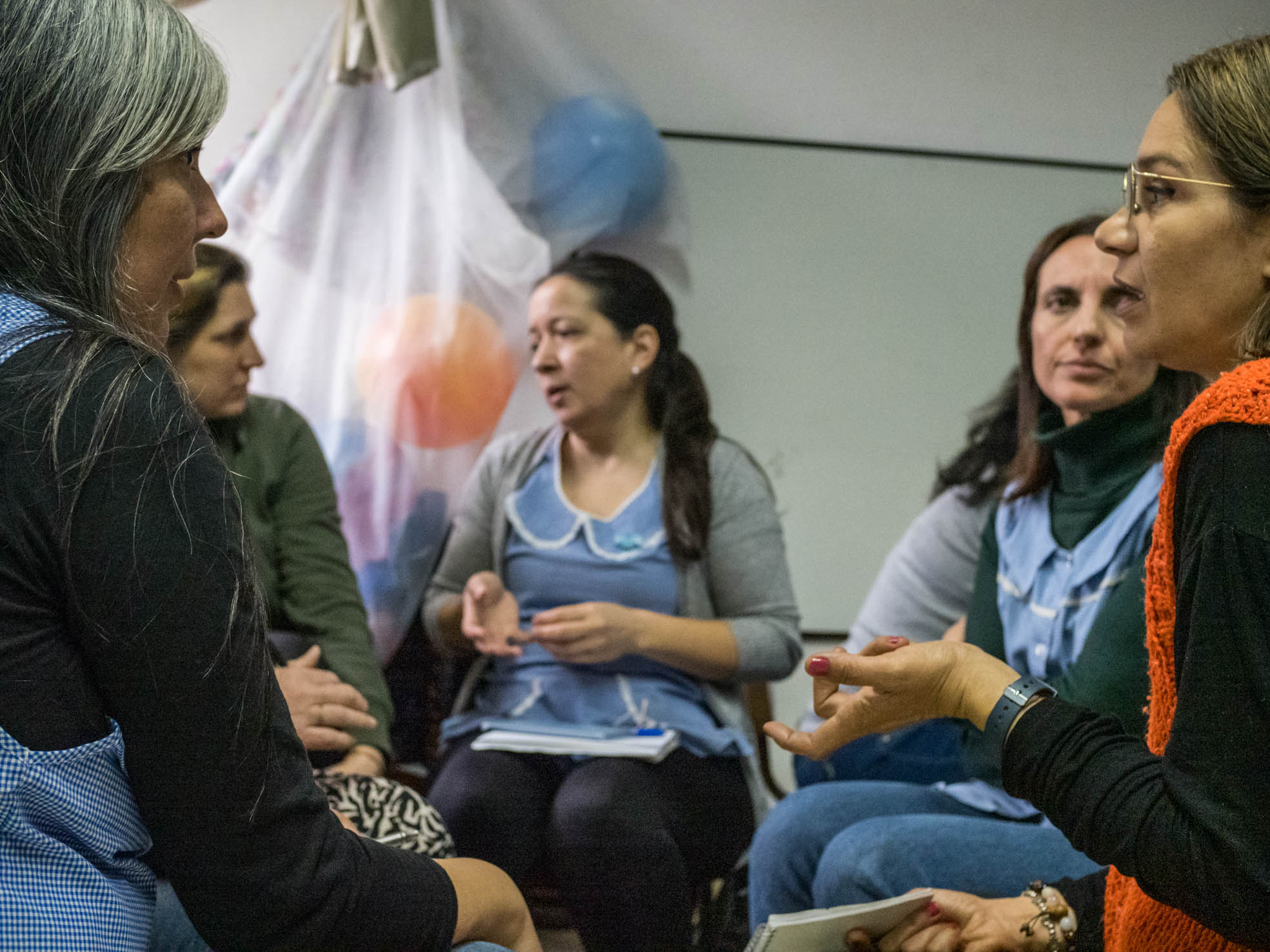 Más de 25 mil docentes participan de la segunda etapa de la formación situada en la Ciudad