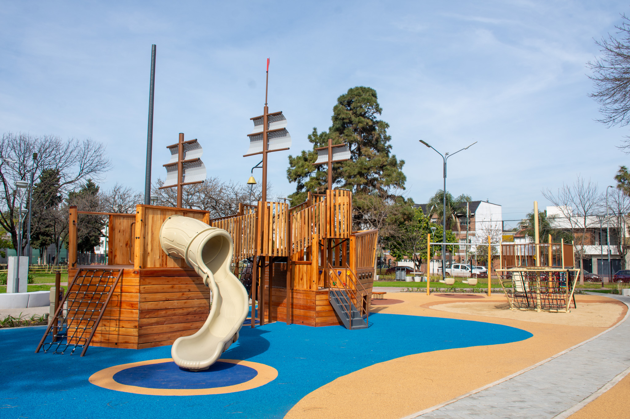 Recuperación de la Plaza Rómulo Zabala: un nuevo pulmón verde para Mataderos