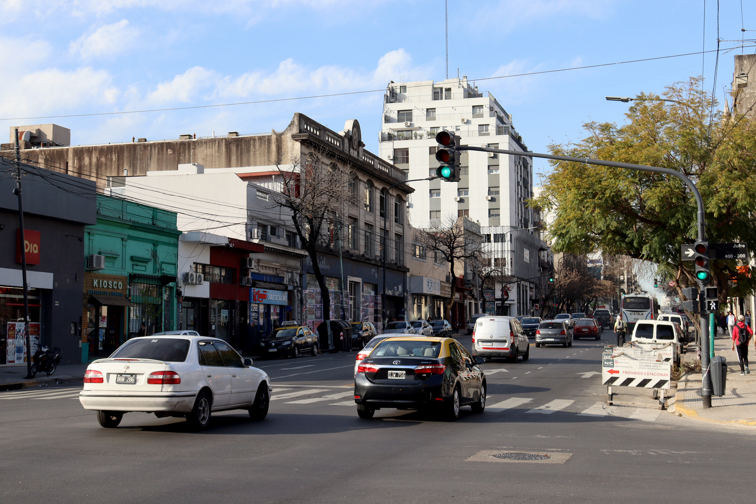 Avanza la instalación de nuevos semáforos en la Ciudad