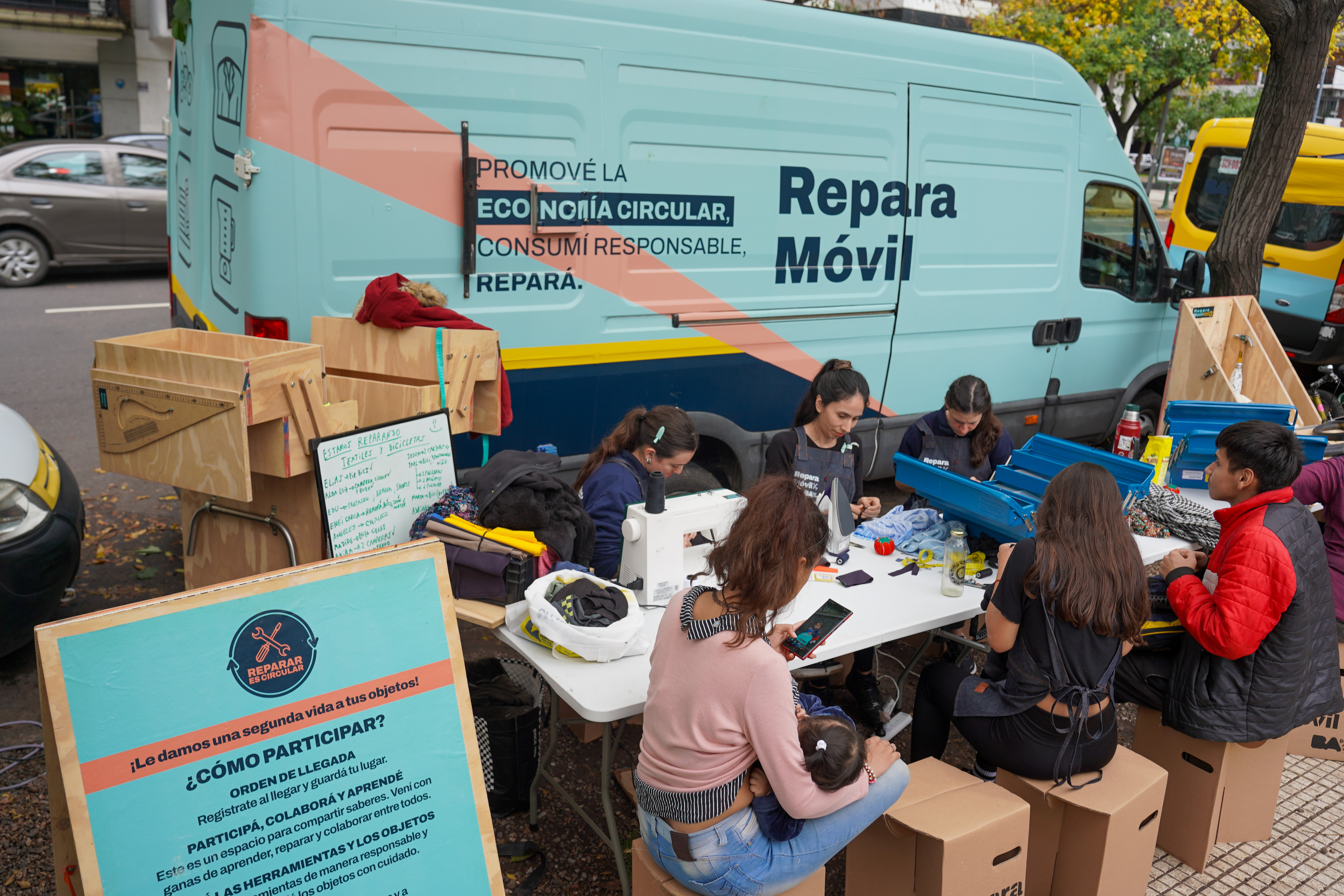 Más servicios en tu barrio llega esta semana con trámites y vacunación a Parque Chas, Agronomía, Villa Lugano y Caballito 