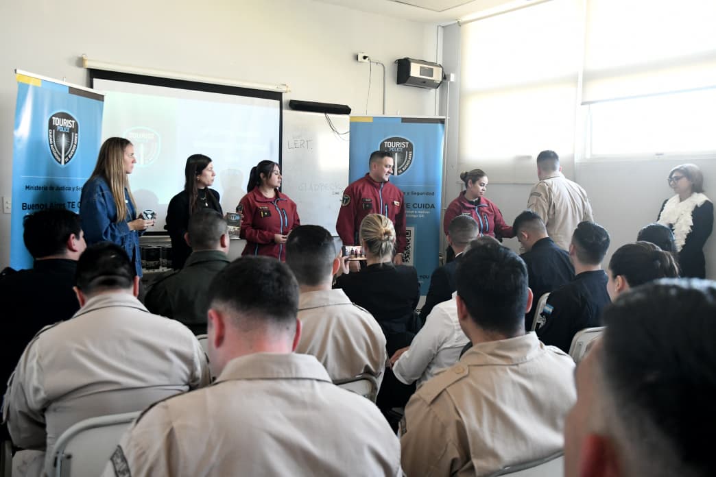 Turismo Seguro: la Ciudad realizó una capacitación integral para prevenir y asistir a viajeros destinada a fuerzas de seguridad