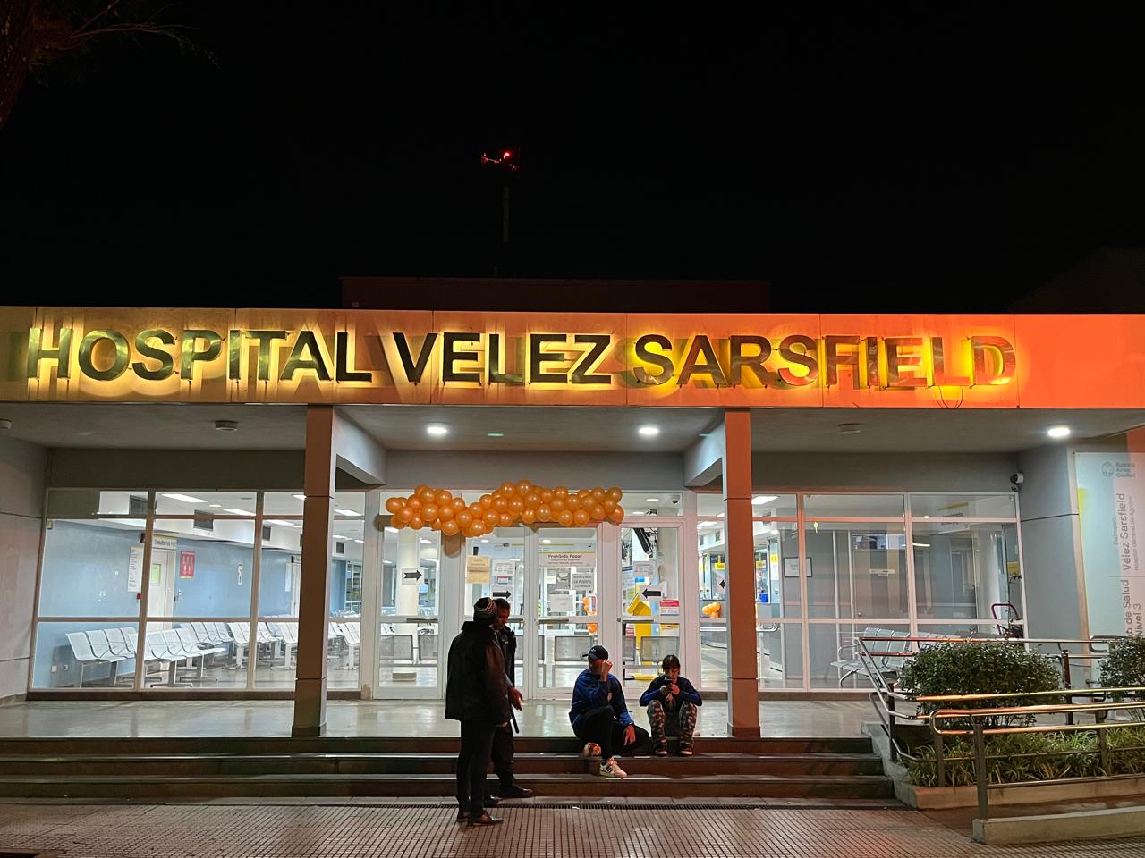 Los hospitales de la Ciudad se iluminaron de naranja por el Día Mundial de la Seguridad del Paciente