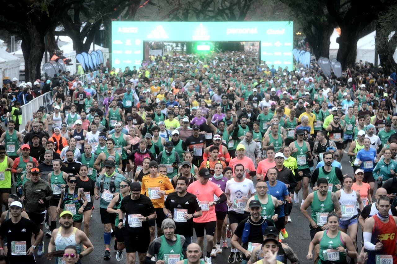 La Maratón de Buenos Aires, una fiesta récord con 15 mil corredores: 3 de cada 10 llegaron de otros países