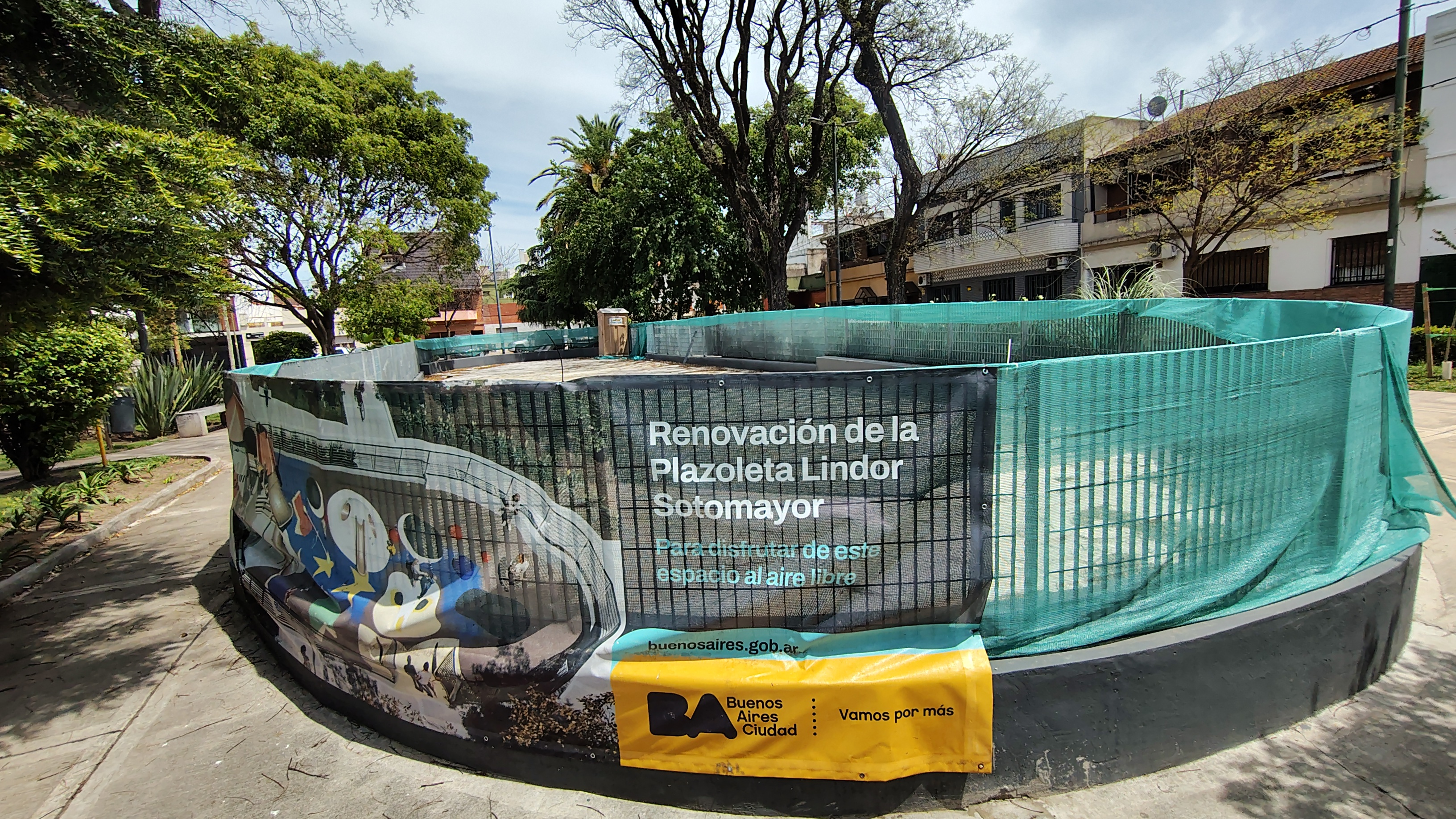 La renovación del patio de juegos en la Plazoleta Lindor Sotomayor ya está en marcha