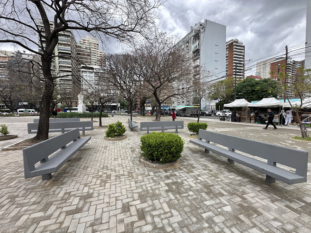 Renovamos el solado de Plaza Perú