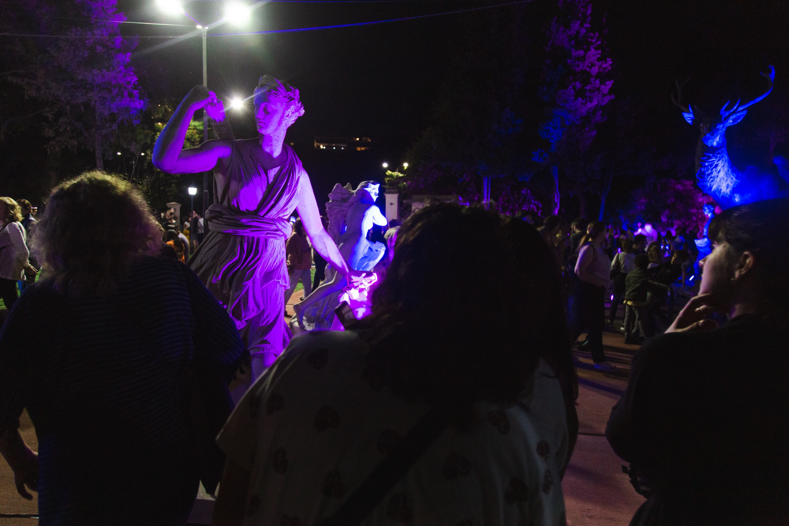 Ciudad celebra la reapertura del MOA con una noche mágica para los amantes de los monumentos y esculturas