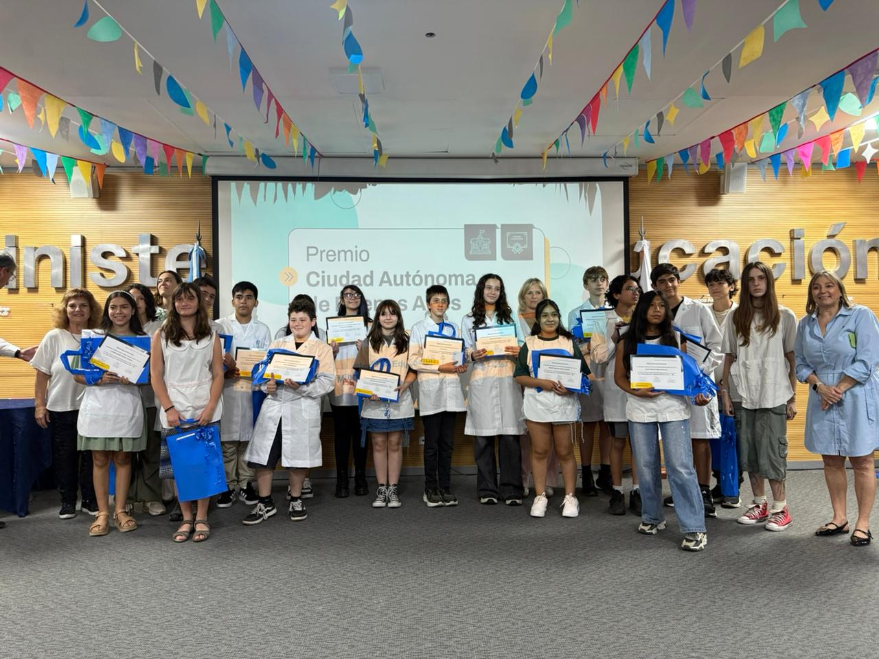 Estudiantes de 7.° grado recibieron el Premio Ciudad de Buenos Aires 2025