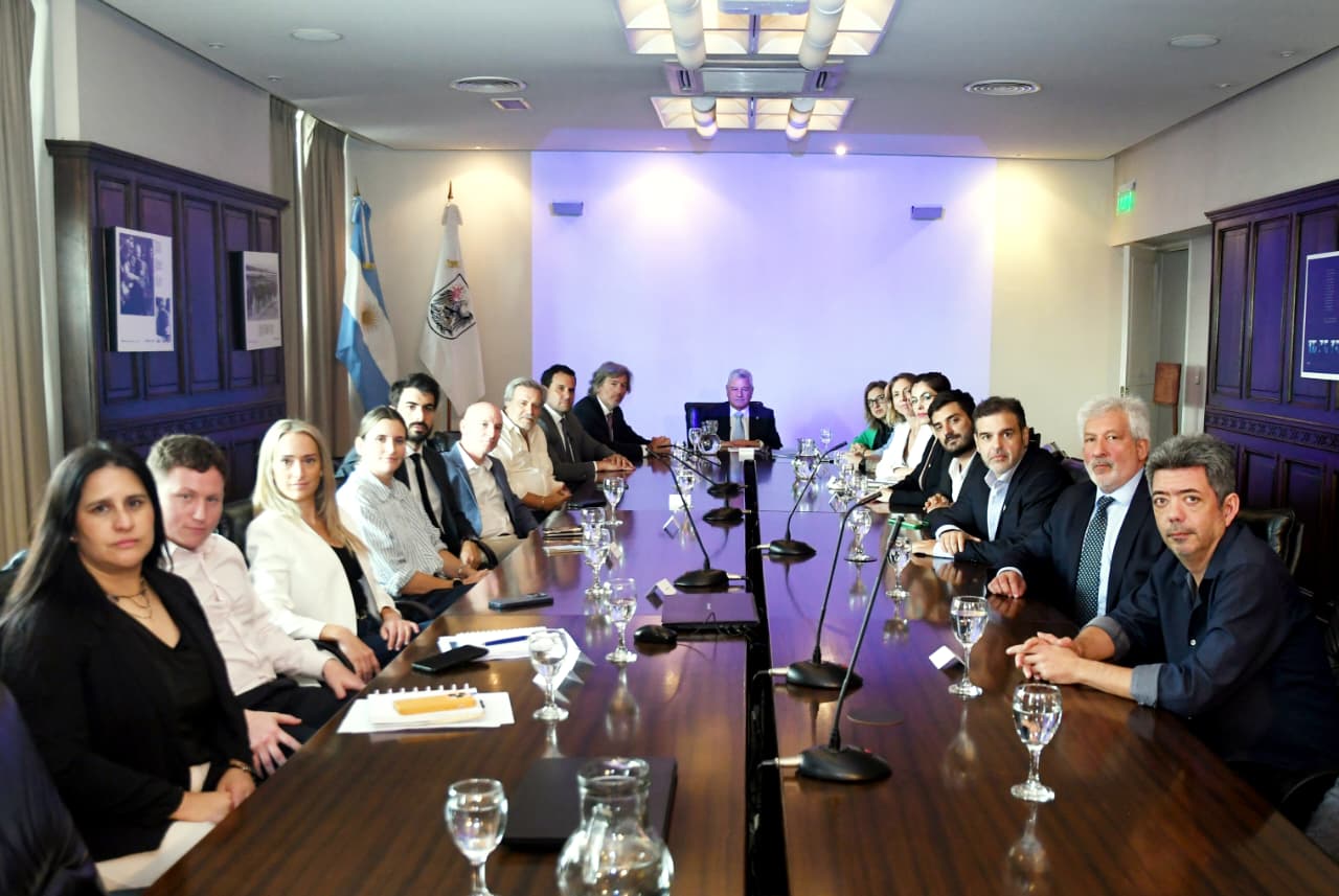 El ministro Giménez encabezó la primera reunión del Consejo de Seguridad y Prevención del Delito de la Ciudad