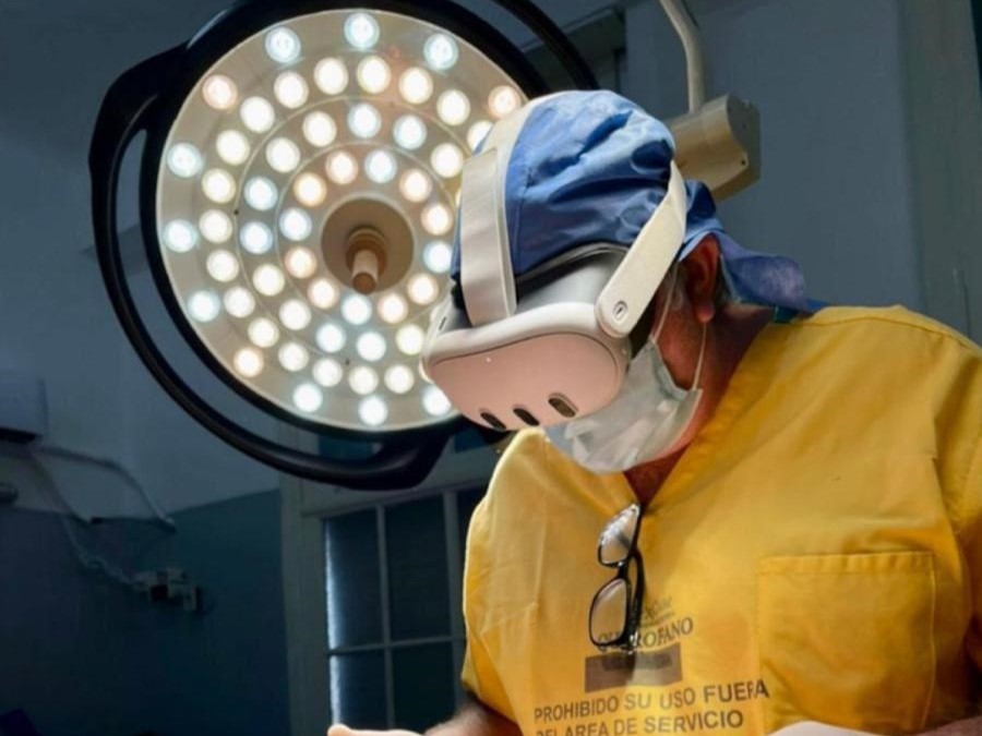 El Hospital Pirovano realizó la primera cirugía con realidad aumentada del sistema público de la Ciudad