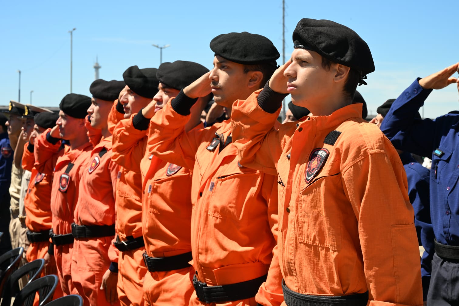 Los Bomberos de la Ciudad y el ISSP certificaron a nuevos especialistas en Rescate, Incendios Forestales y Materiales Peligrosos