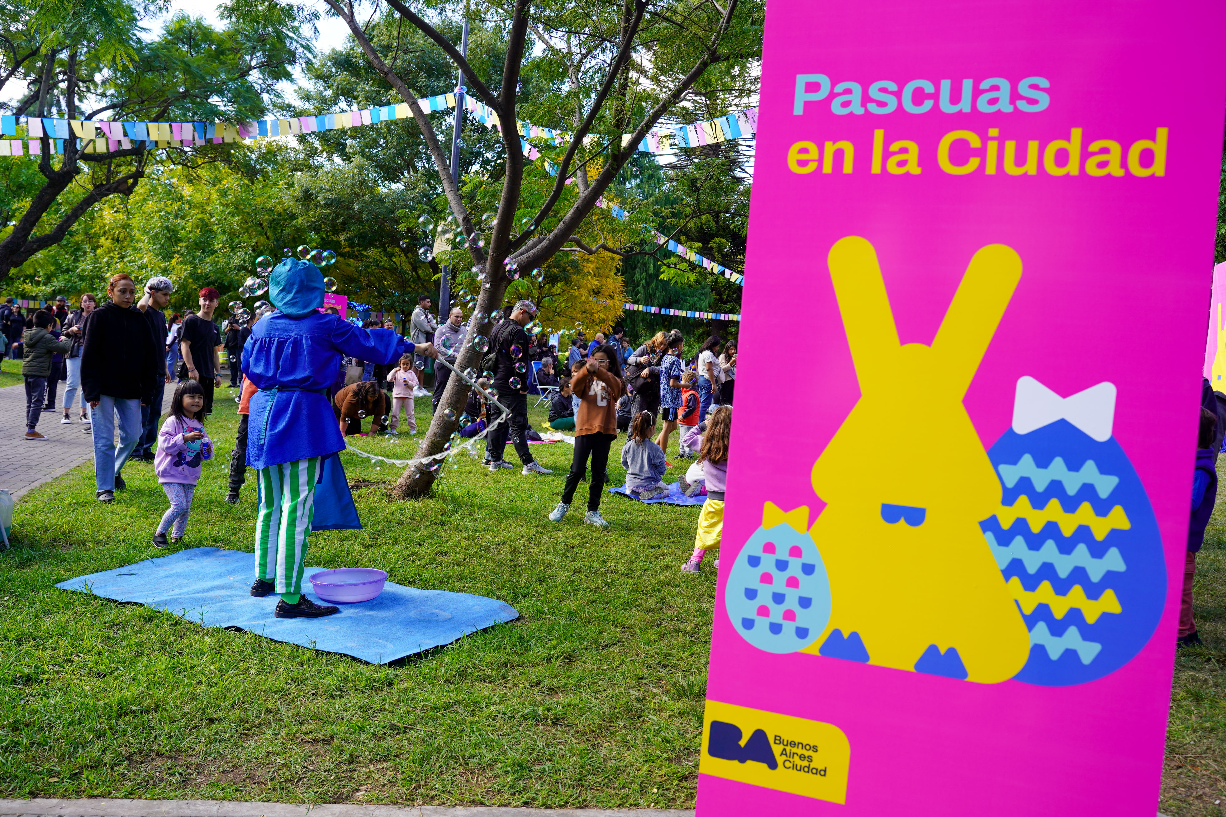 Pascuas en las plazas y anfiteatros de la Ciudad