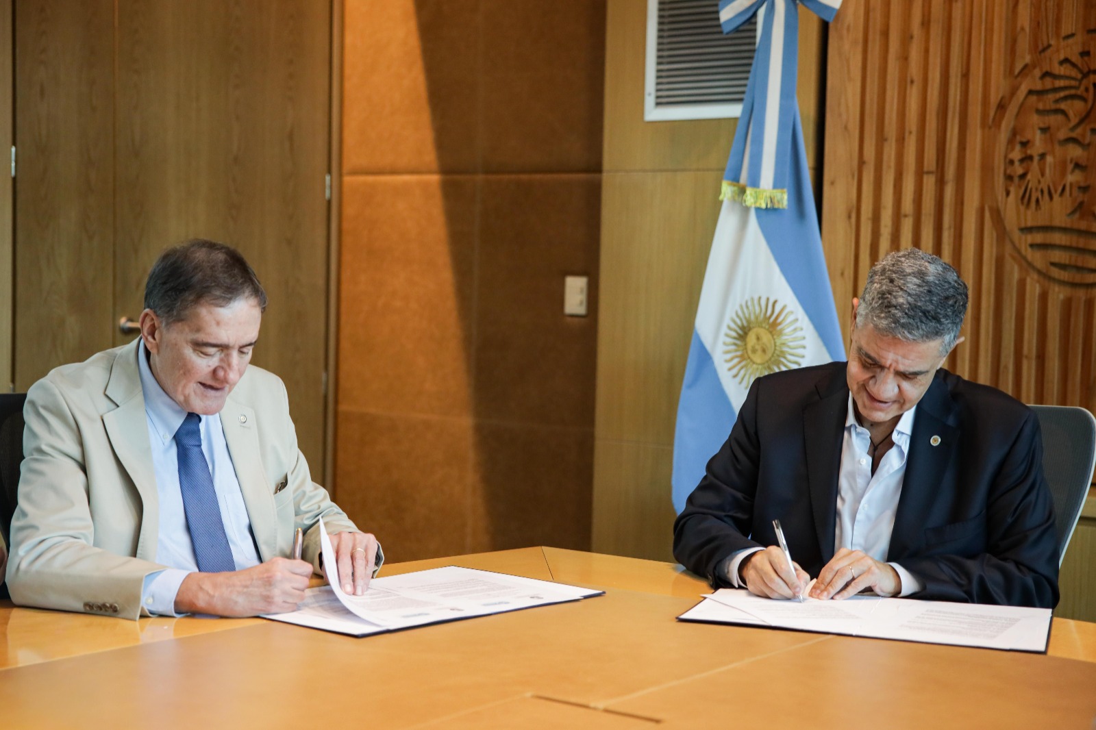 Buenos Aires firmó un convenio con la Organización Panamericana de la Salud y refuerza su agenda de cooperación regional