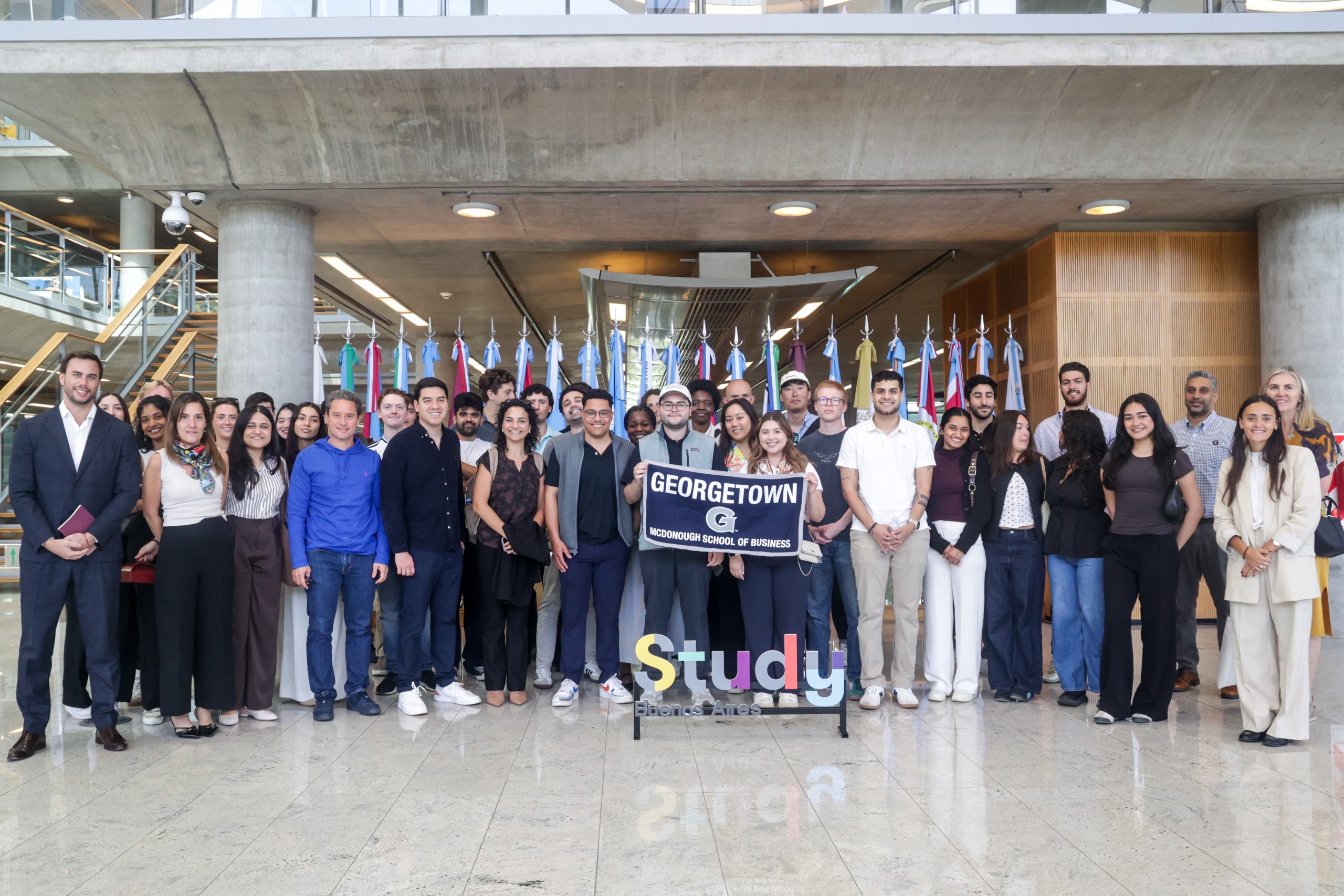 La Ciudad recibió a estudiantes de Georgetown University en una nueva experiencia de intercambio académico internacional