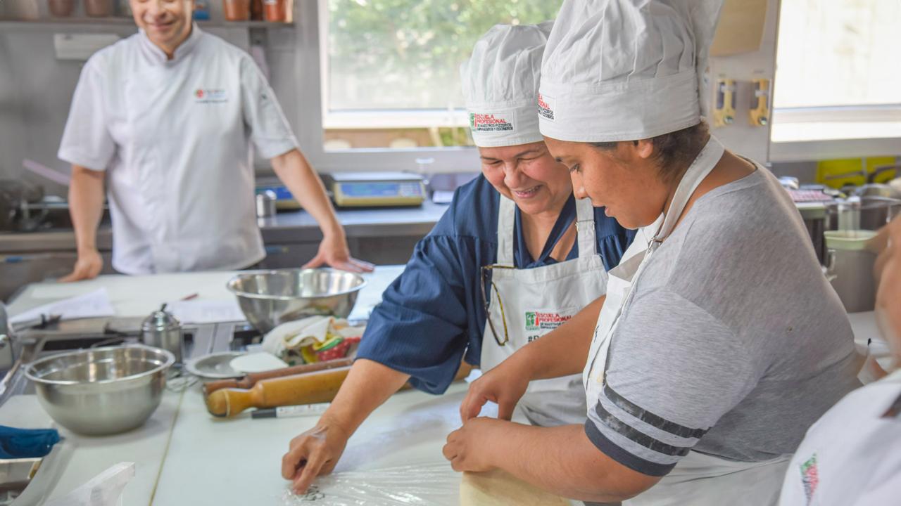 Nuevo concurso para proyectos de talleres y acompañamiento en Centros de Inclusión Social