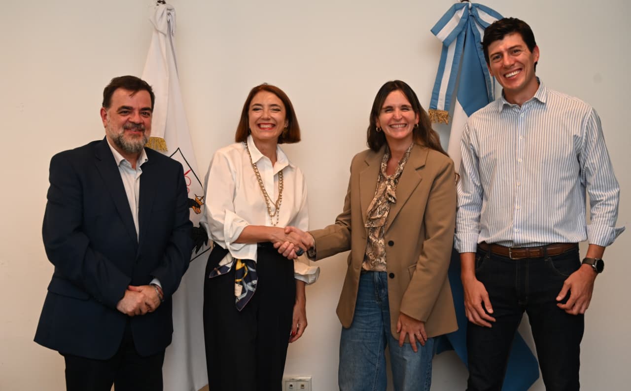 La Ciudad incorpora a Farmacity al Programa Comercio Cercano 