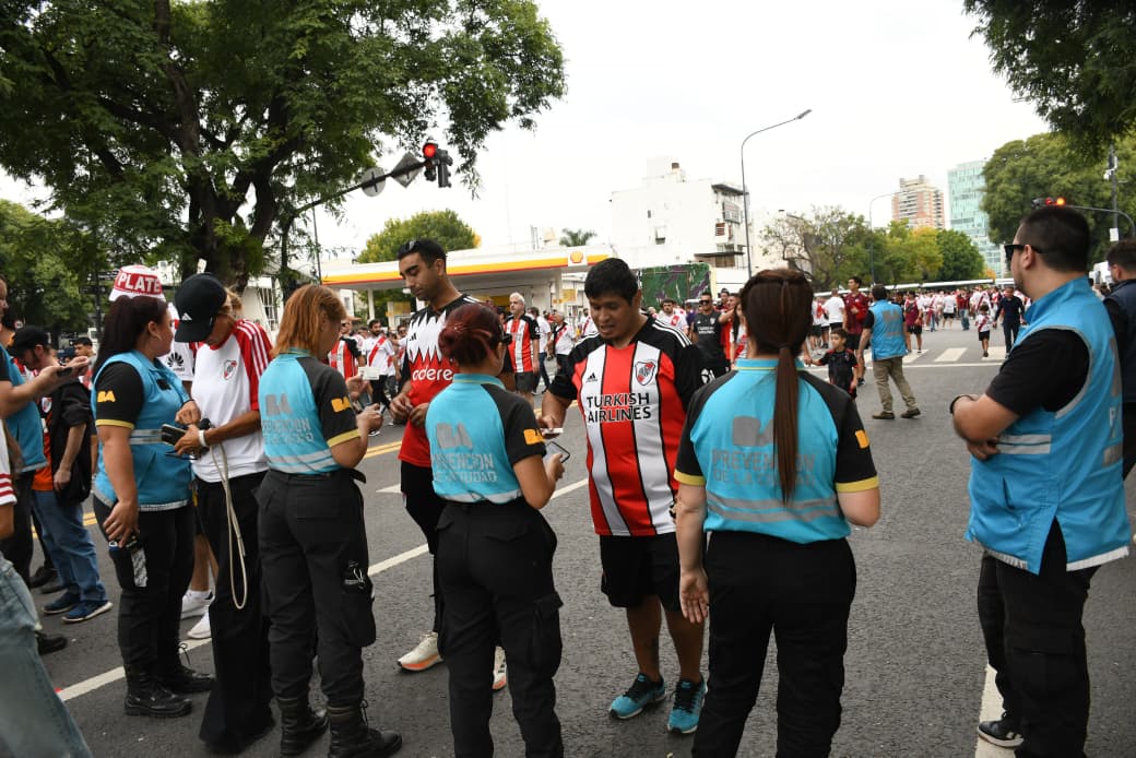 Operativo en el Superclásico: 11 detenidos, más de 550 actas labradas, 72 trapitos demorados y ataúdes secuestrados