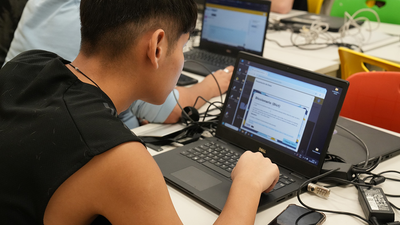 Egresados de Talento Tech podrán obtener un título técnico oficial en un año