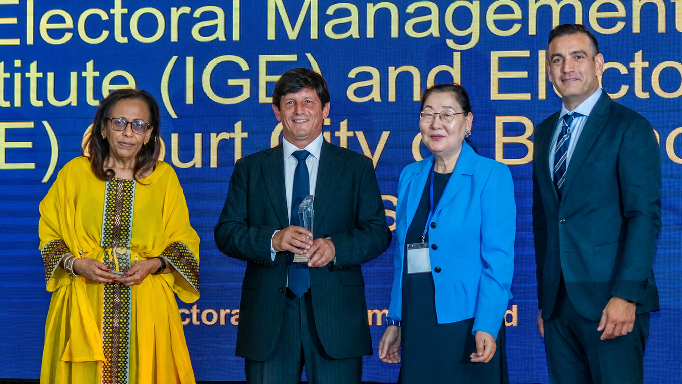 El IGE fue distinguido en los International Electoral Awards 2025
