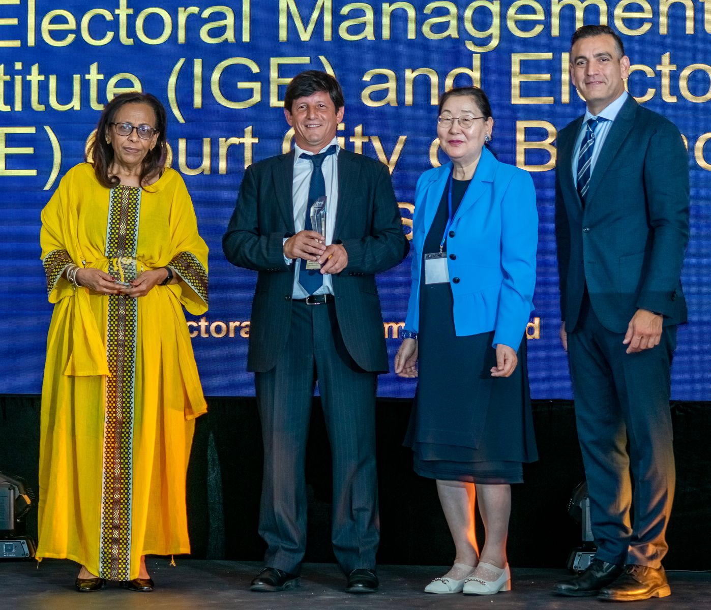 El IGE fue distinguido en los International Electoral Awards 2025