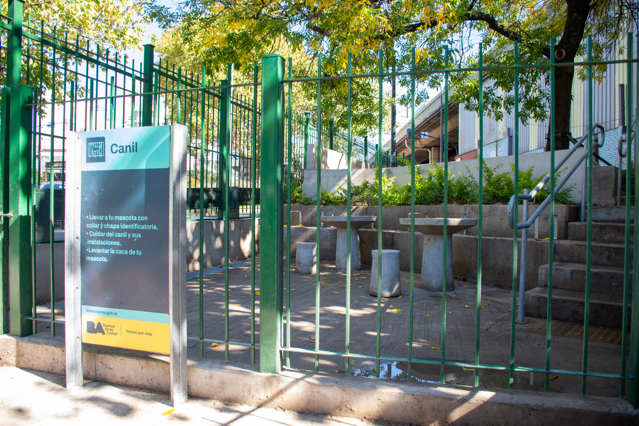 La Plaza Mario Amaya renovó el solado del canil para mejorar su funcionamiento e higiene