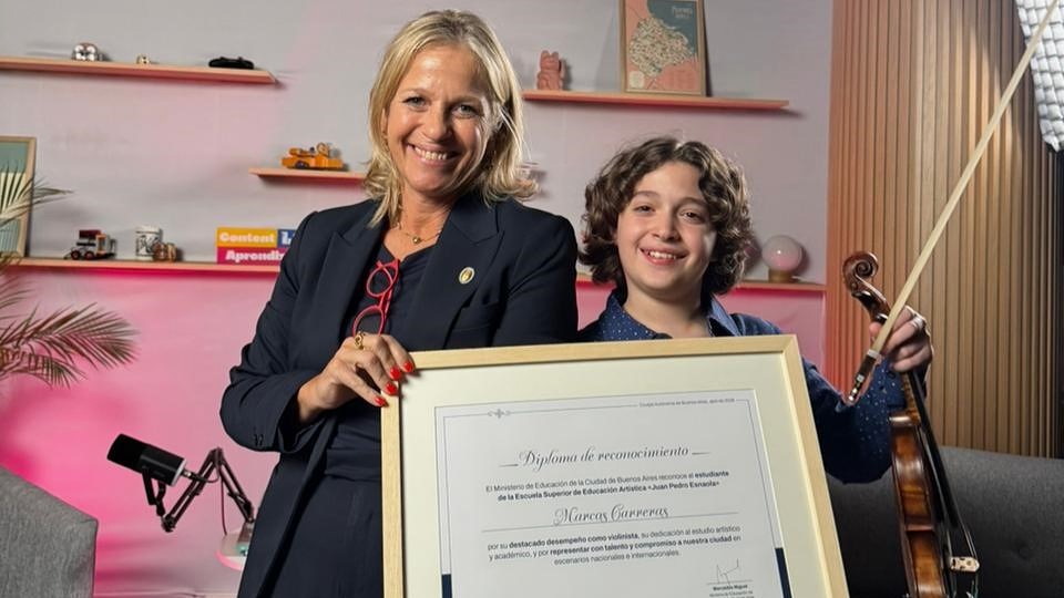 Marcos Carreras: el joven violinista que representará a la Argentina en una competencia internacional en Alemania 