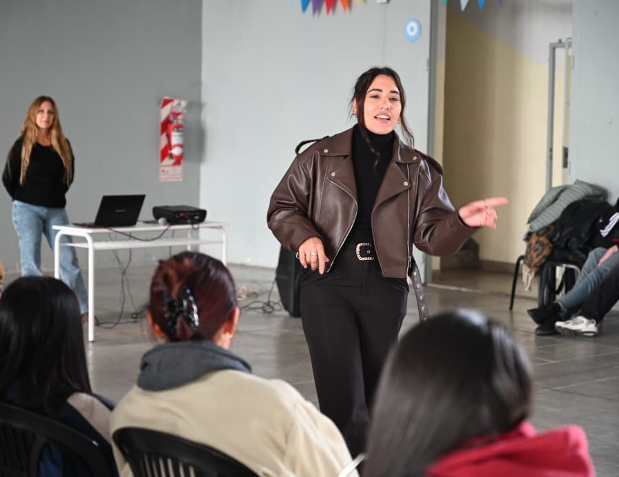 Charla de orientación para prevenir la ludopatía en niños y adolescentes