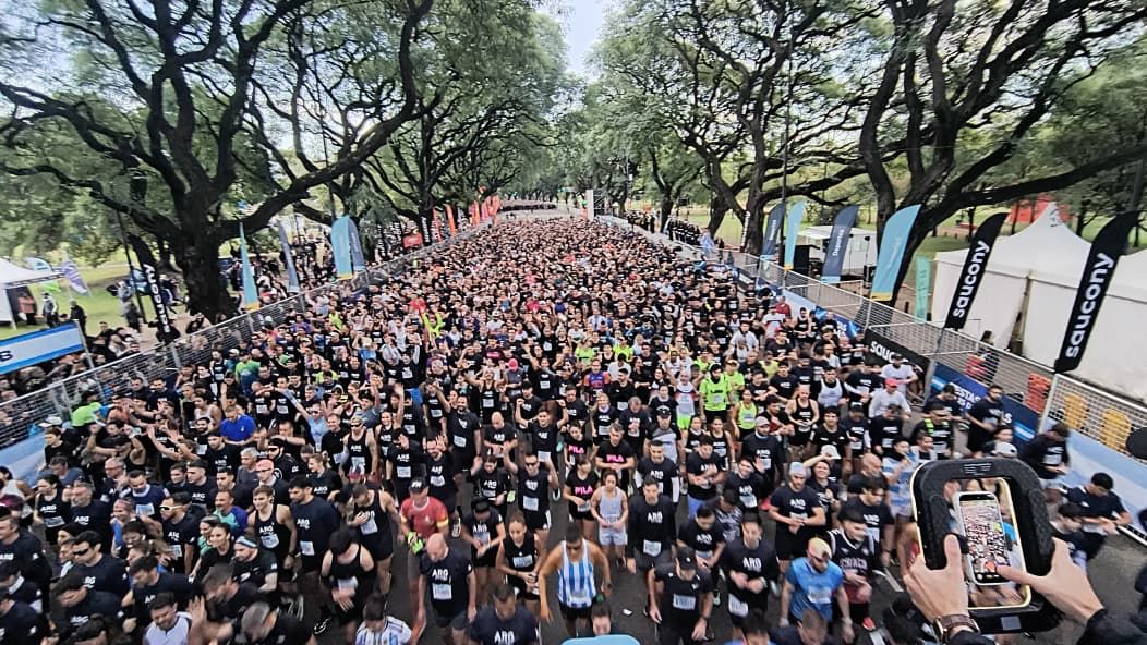 Fiestas Mayas: más de 15 mil corredores en la histórica carrera de la Patria en Palermo