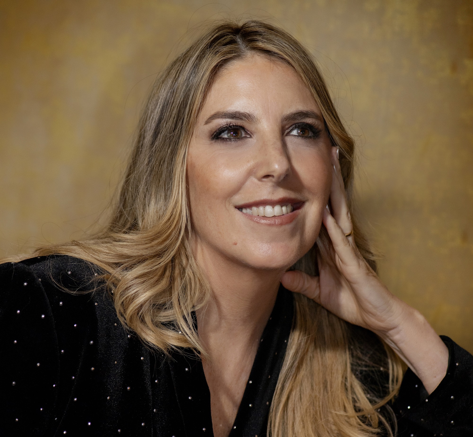 Belén Mackinlay celebra el otoño junto a Roxana Canné en el Bar Notable Saint Moritz