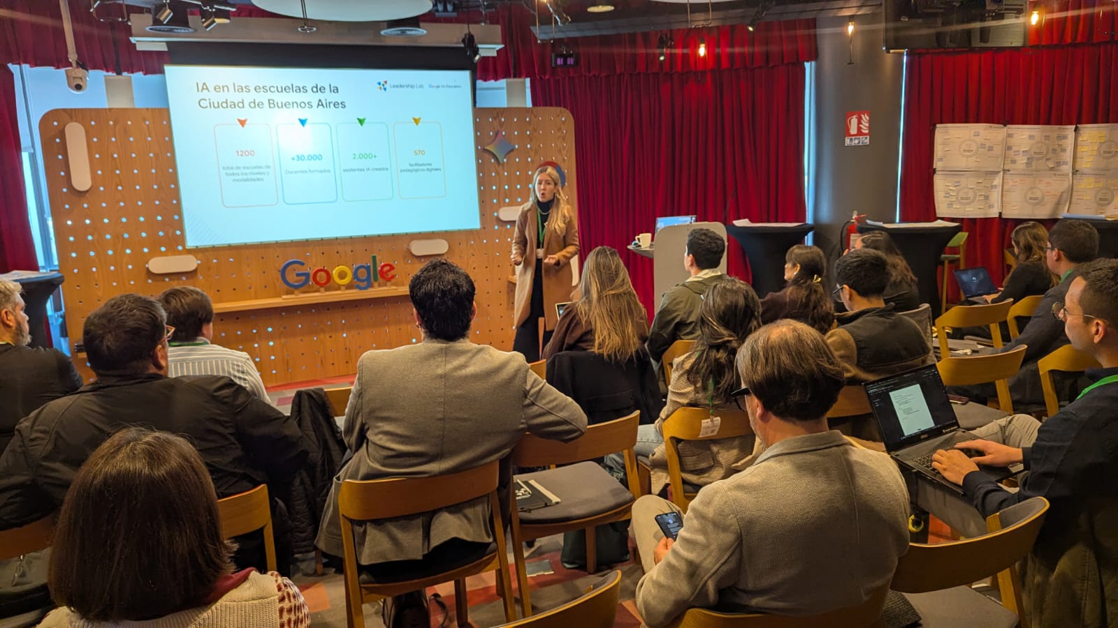 La Ciudad de Buenos Aires presentó su modelo de inteligencia artificial educativa ante líderes de América Latina