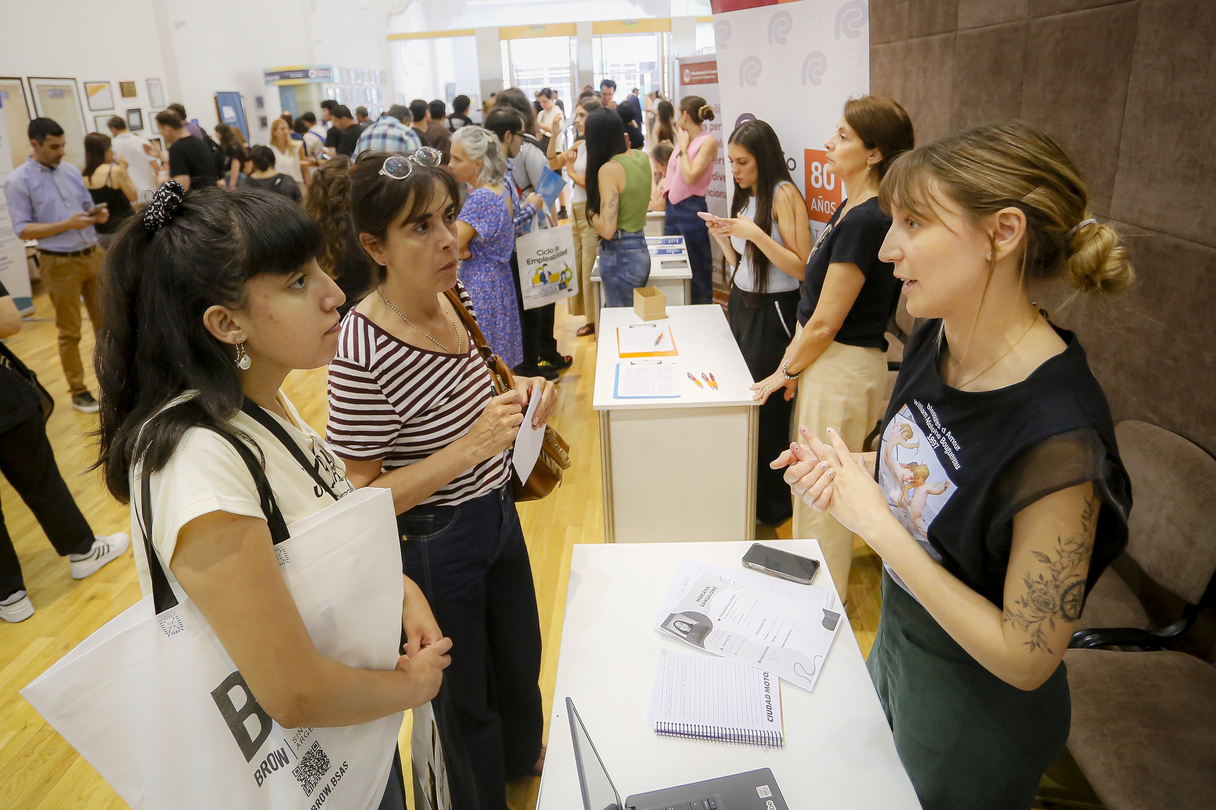 Más de 400 oportunidades laborales llegan a Almagro con la quinta edición de Expo Empleo Barrial