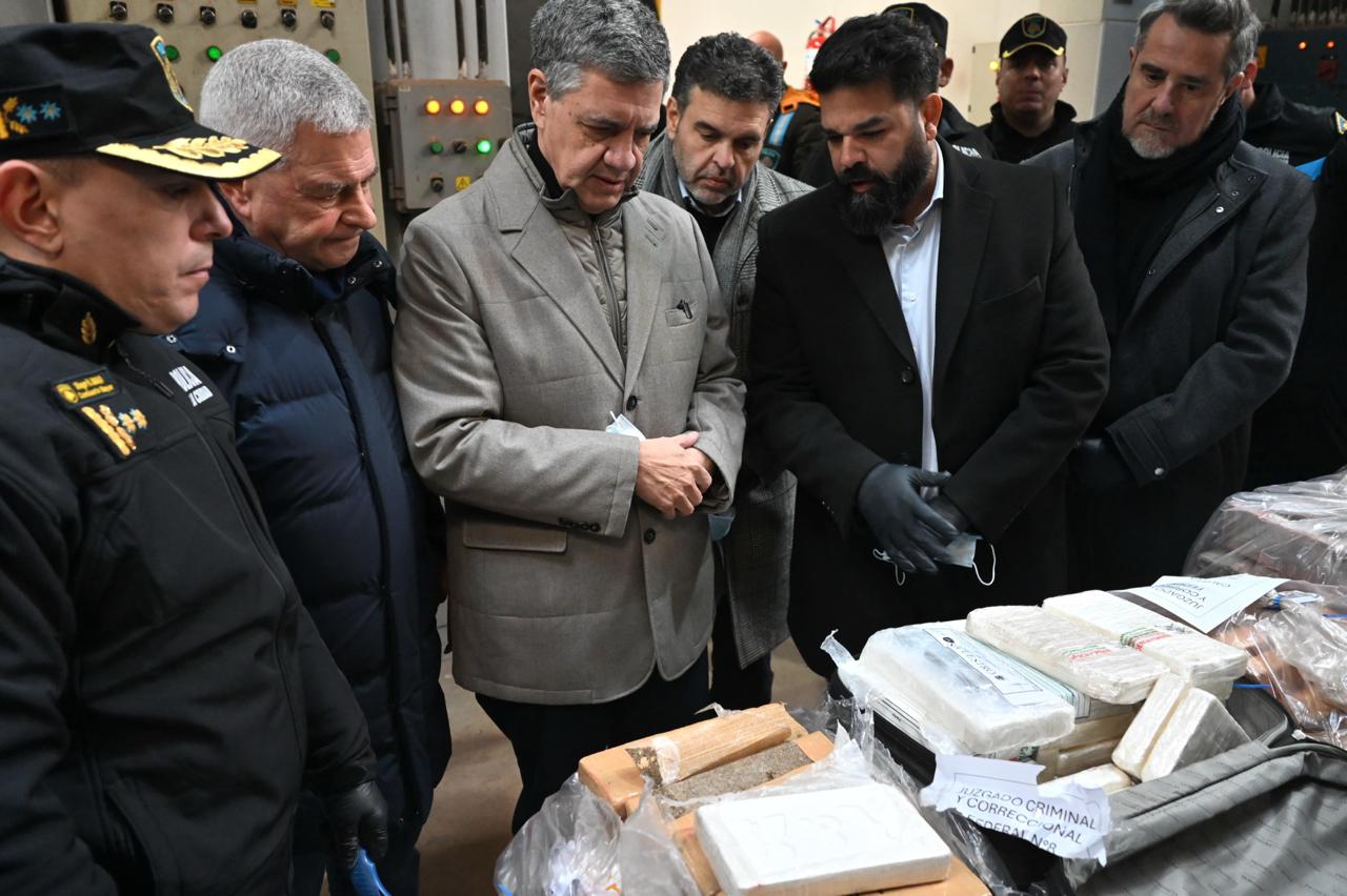 Ley y orden: la Ciudad quemó casi 1.000 kilos de droga secuestrada en operativos contra el narcotráfico y el narcomenudeo