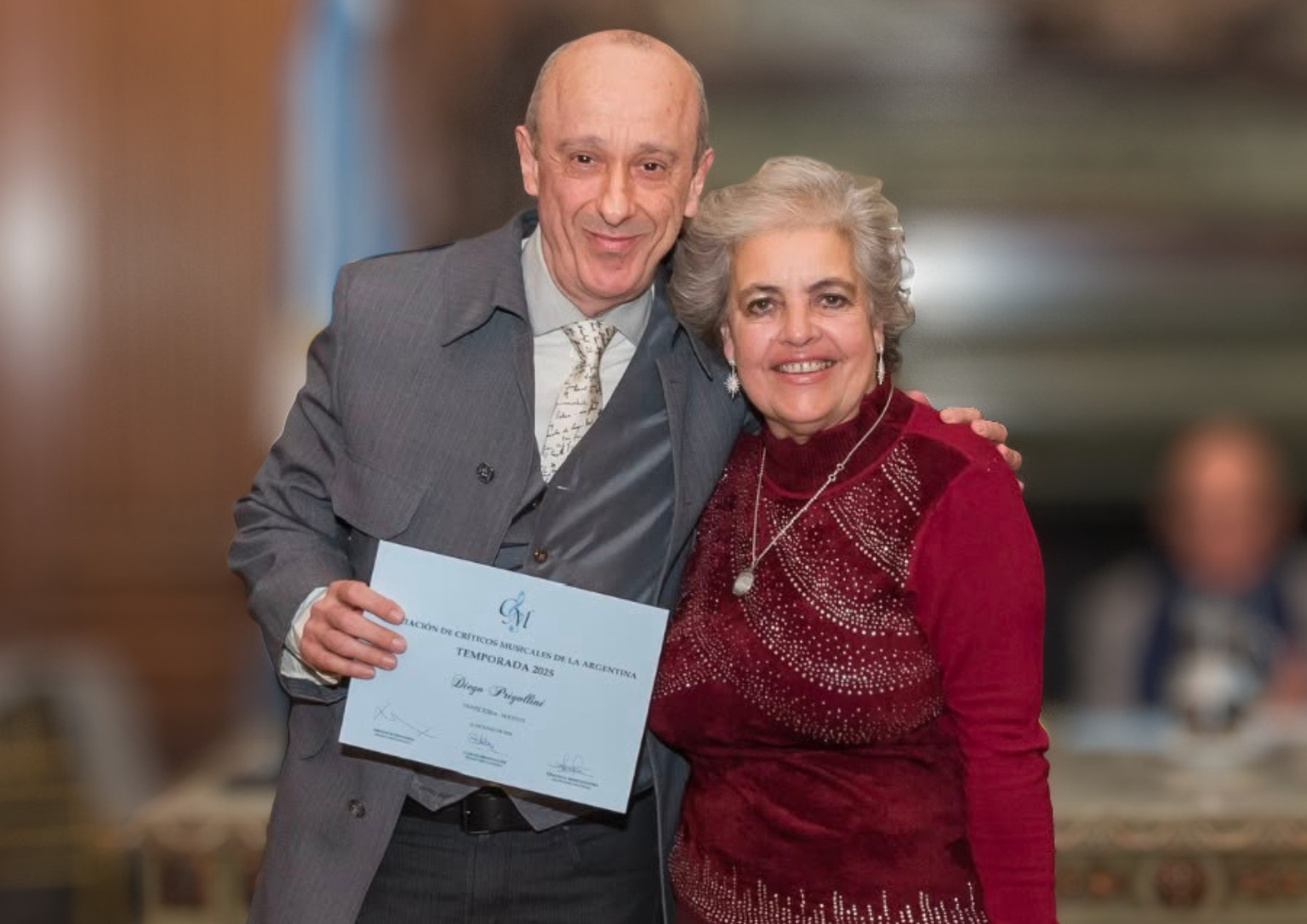 El profesor Diego Andrés Prigollini fue reconocido por la Asociación de Críticos Musicales de la Argentina