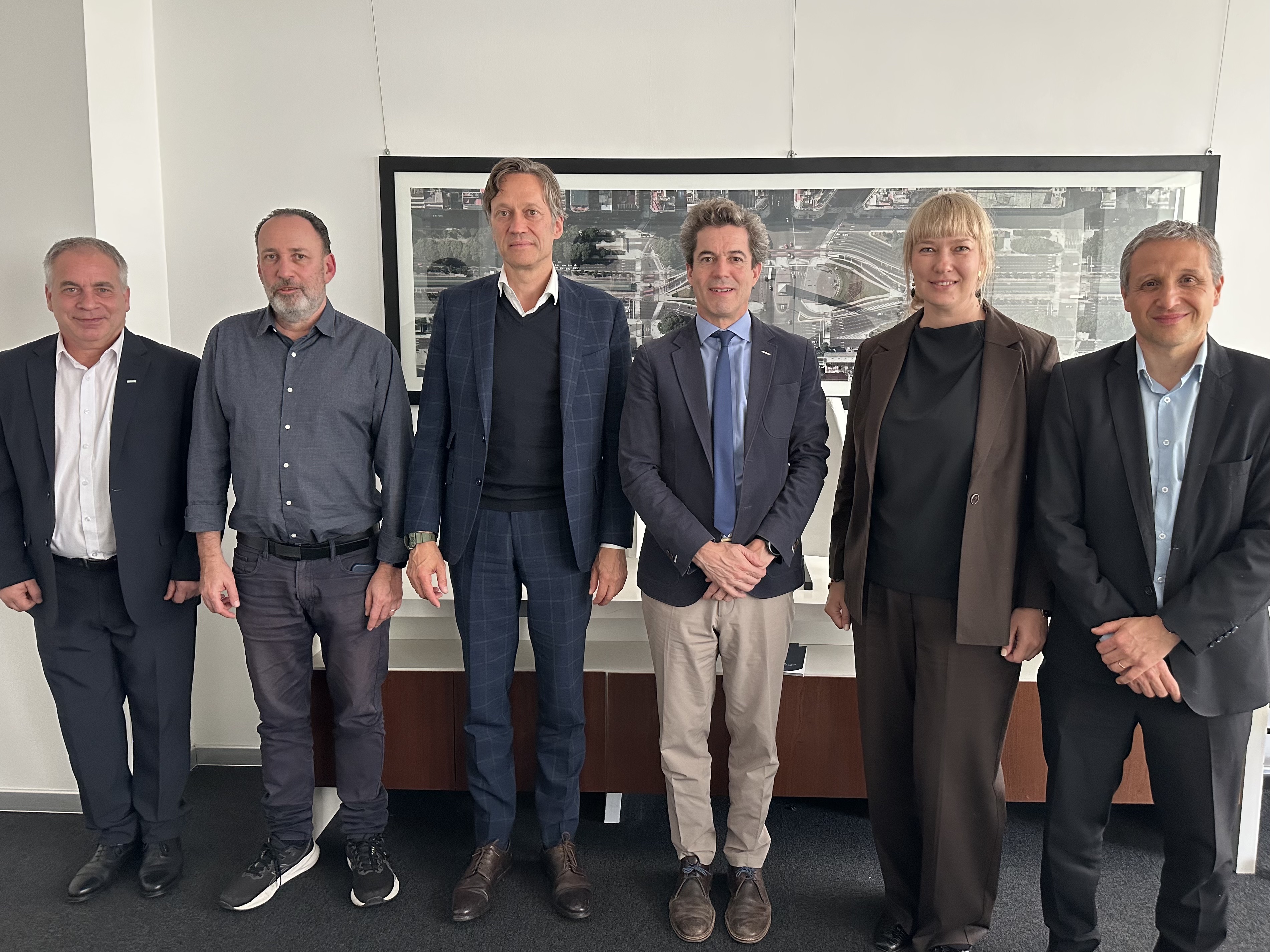 La Ciudad mantuvo una reunión con autoridades globales de Siemens Mobility