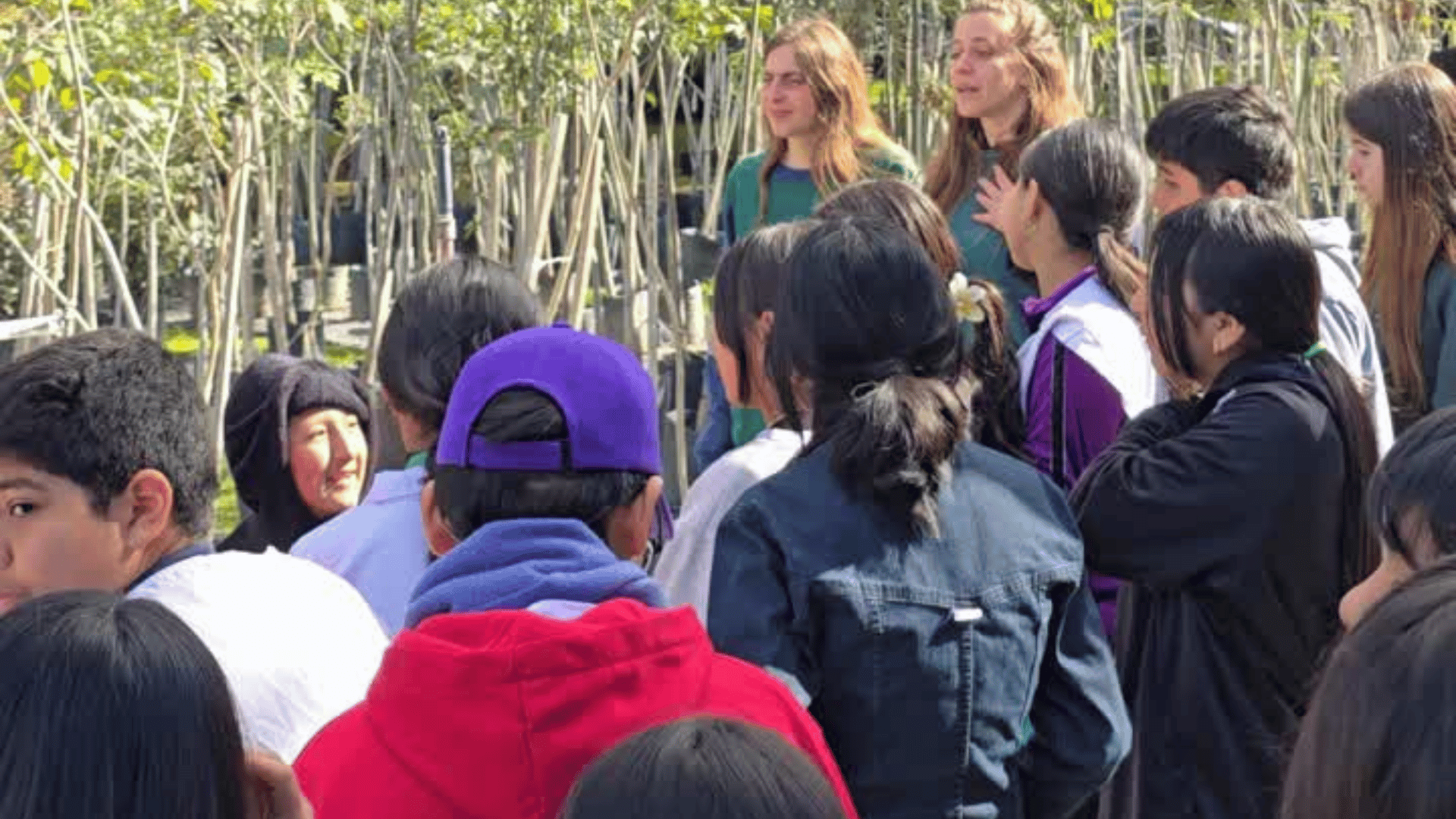 La Semana del Árbol cerró con plantaciones y una jornada educativa en el Vivero de la Ciudad