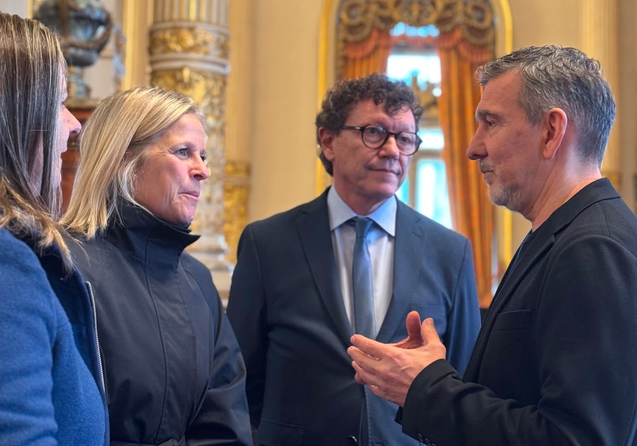 Julio Bocca y Paloma Herrera recibieron los Diplomas de Honor del Instituto Superior de Arte del Teatro Colón