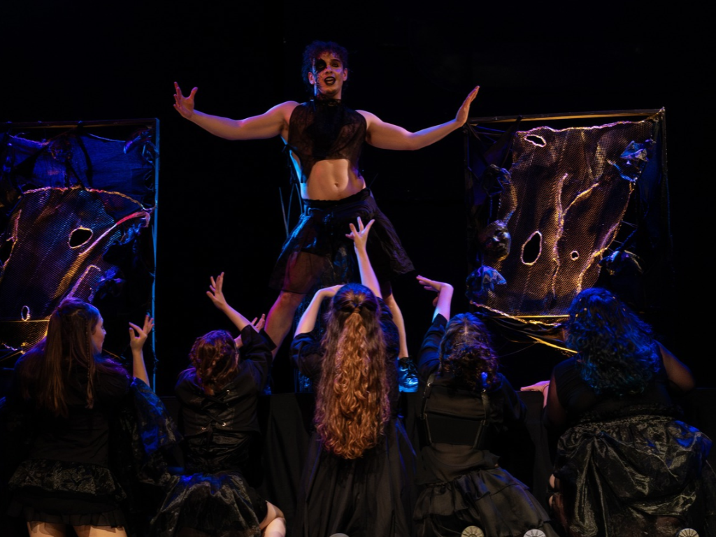 Estreno teatral en el jardín andaluz: Los habitantes de Mor