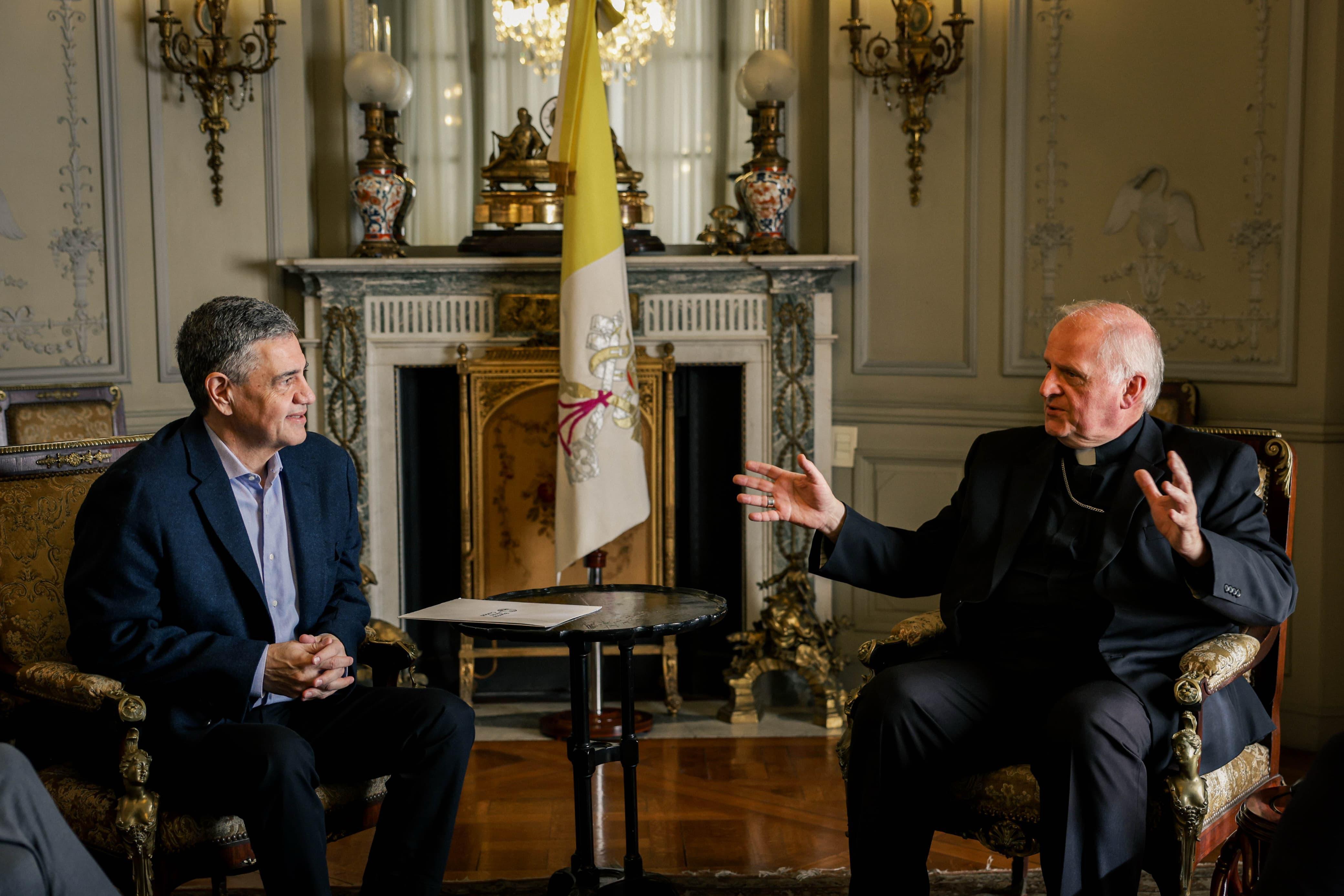Primer encuentro de Jorge Macri con el nuevo nuncio apostólico Michael Wallace Banach, con el foco en la visita del Papa