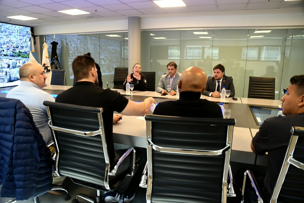 Funcionarios policiales y judiciales del Estado de San Pablo visitaron la Ciudad para profundizar la cooperación en seguridad durante eventos masivos