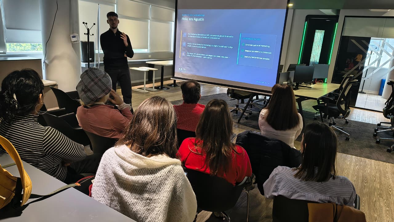 “Más allá del like”: se realizó una nueva capacitación en marketing digital destinada fortalecer habilidades laborales