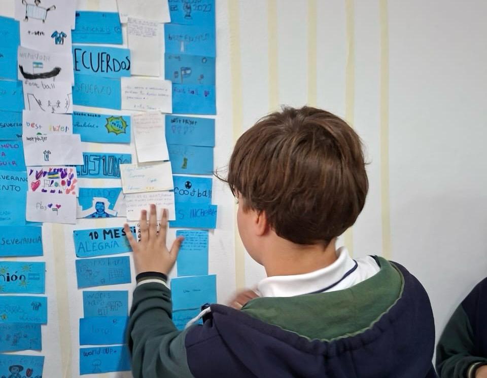 "10 segundos para el 10": el homenaje de las escuelas de la Ciudad tras el último partido de Messi con la Selección