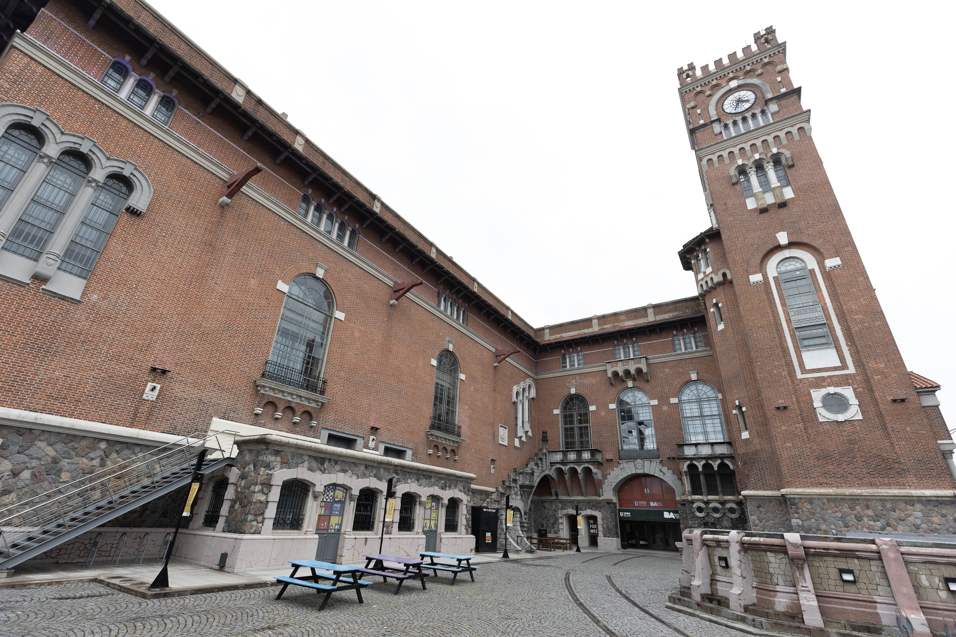 La Usina del Arte es la sede de la Dirección Artística del Festival