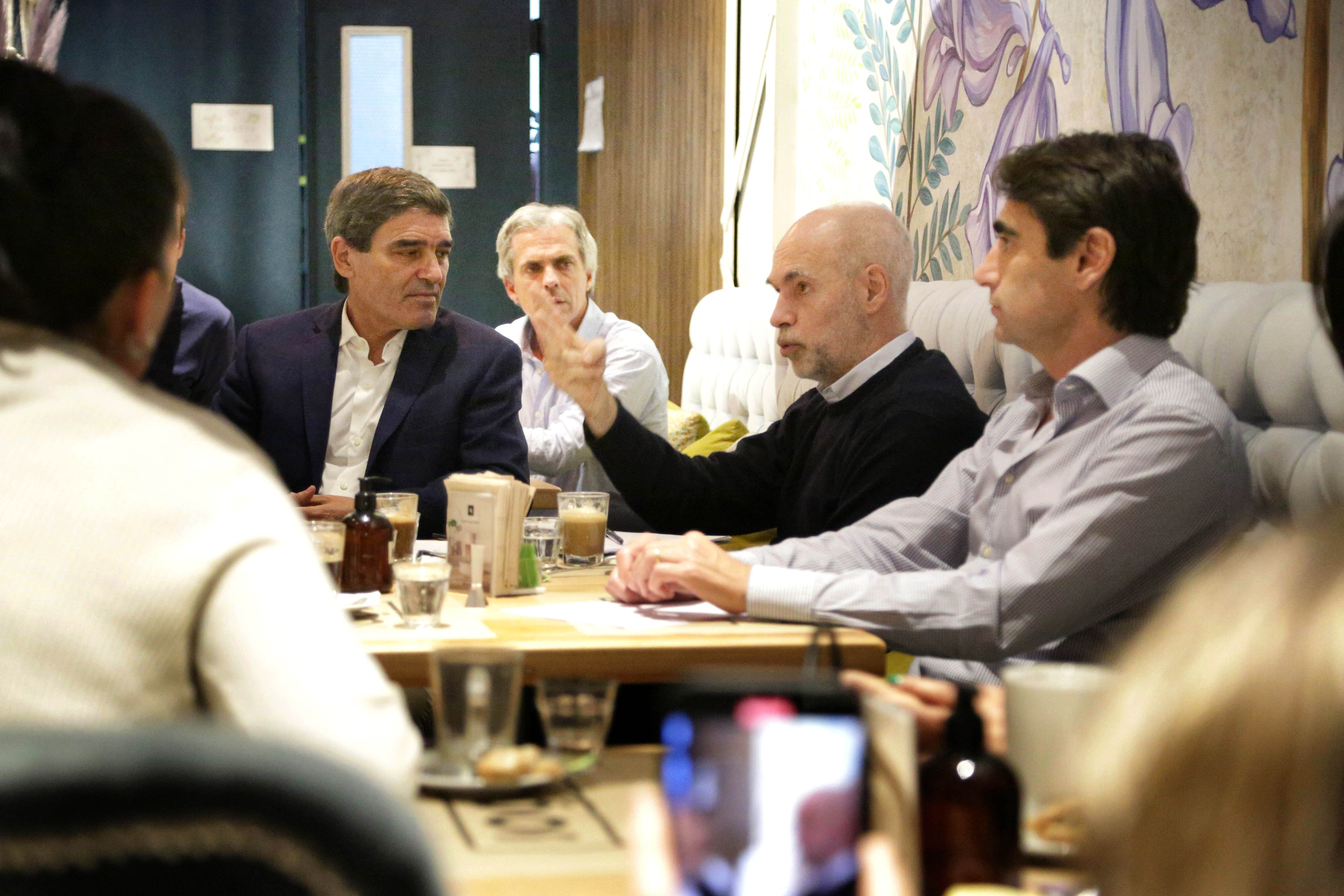 Rodríguez Larreta y Quirós con vecinos de Recoleta