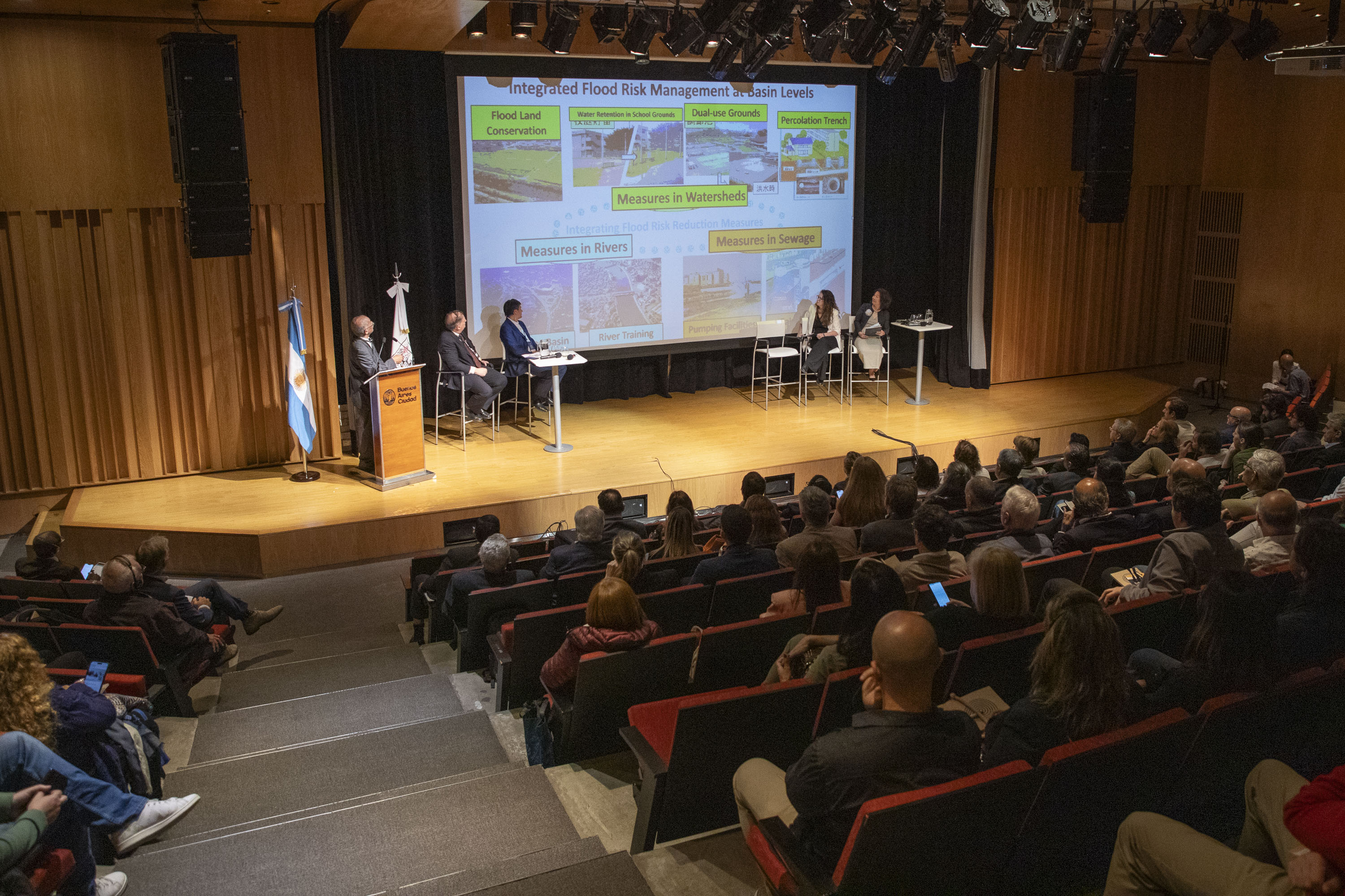 conferencia del agua